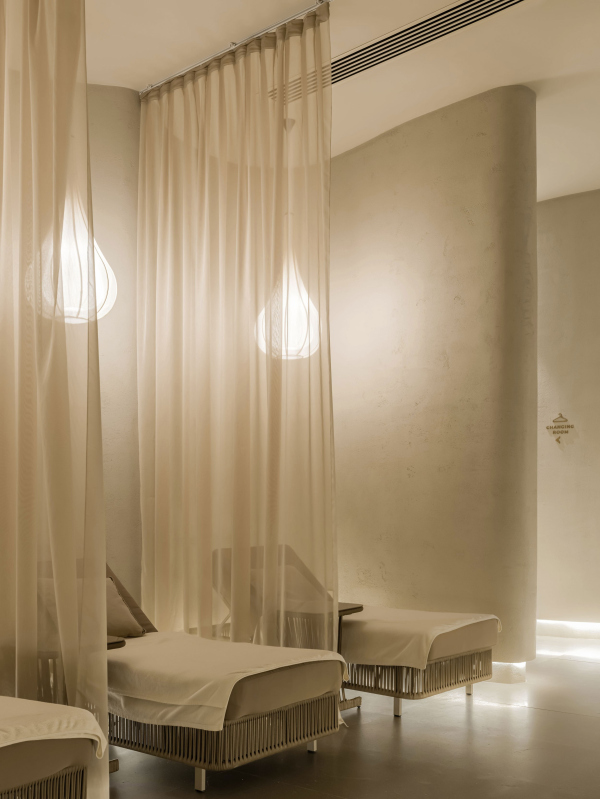 SIAM SPA. 1      /  Haast
