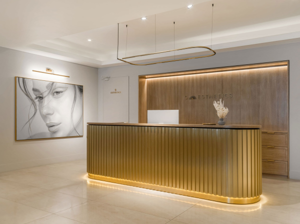 SIAM SPA. 3      /  Haast