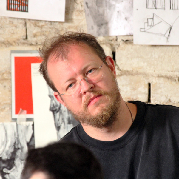  , AI architects.  2025    , .