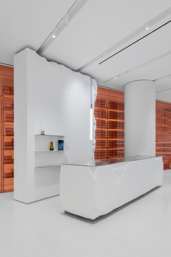 EKONIKA store   Nikita Subbotin /  DA bureau