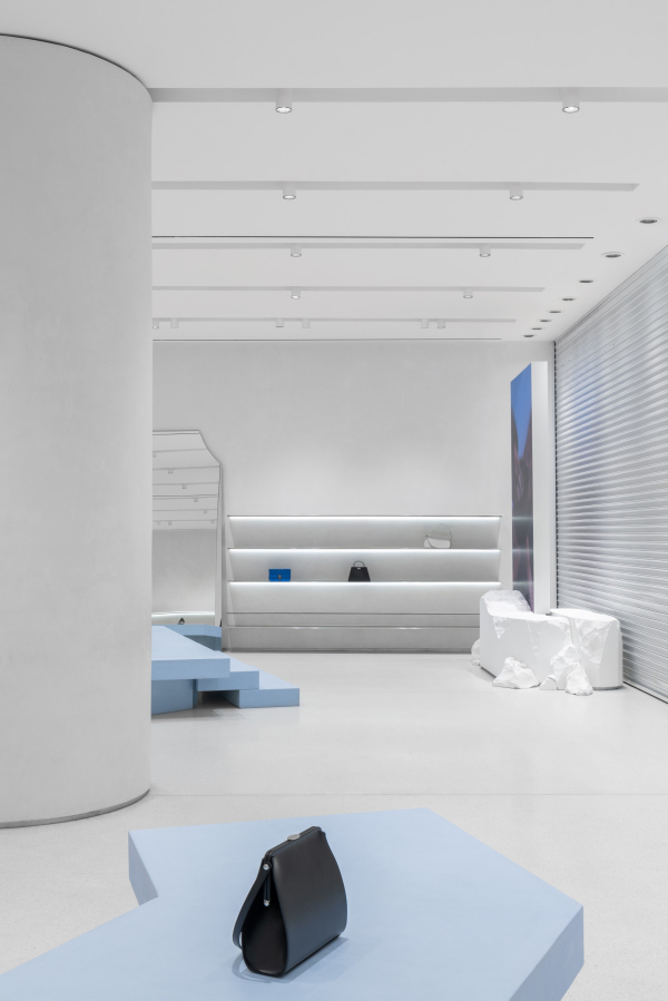 EKONIKA store   Nikita Subbotin /  DA bureau