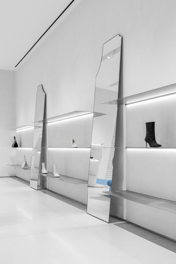 EKONIKA store   Nikita Subbotin /  DA bureau