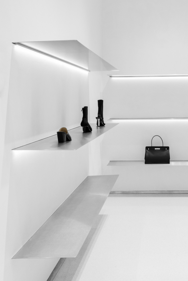 EKONIKA store   Nikita Subbotin /  DA bureau
