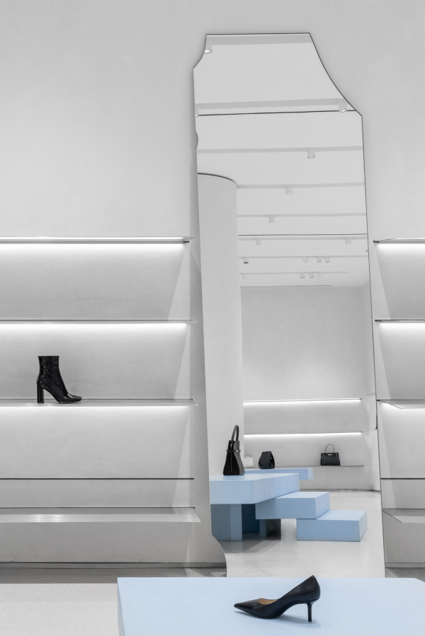 EKONIKA store   Nikita Subbotin /  DA bureau