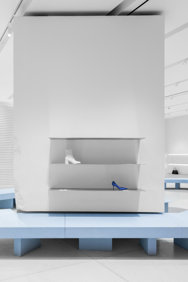 EKONIKA store   Nikita Subbotin /  DA bureau
