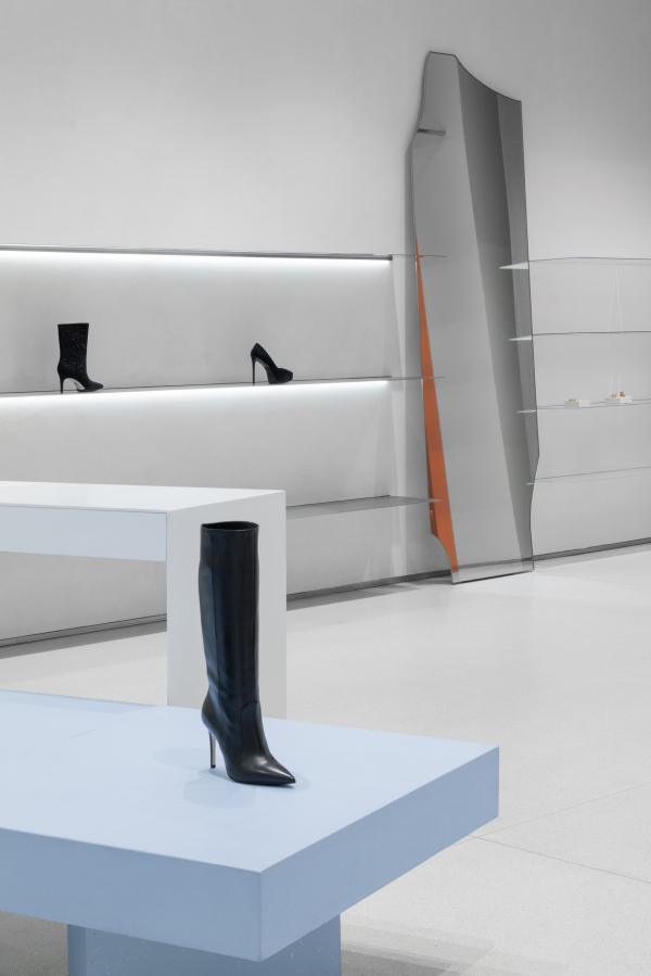 EKONIKA store   Nikita Subbotin /  DA bureau