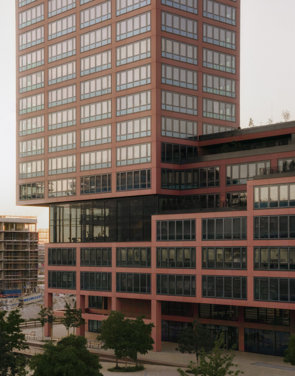   EDGE HafenCity   Simon Menges