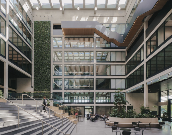   EDGE HafenCity   Simon Menges