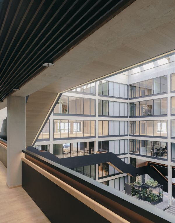   EDGE HafenCity   Simon Menges
