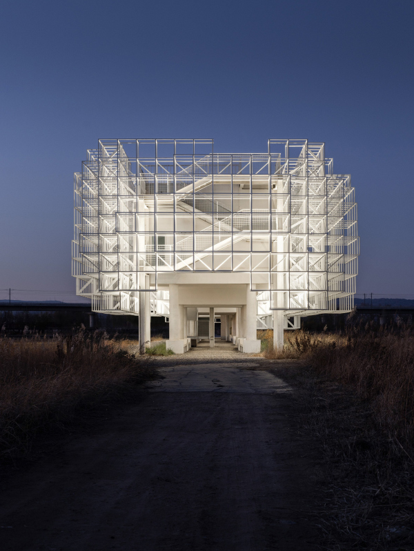       Archi-translator