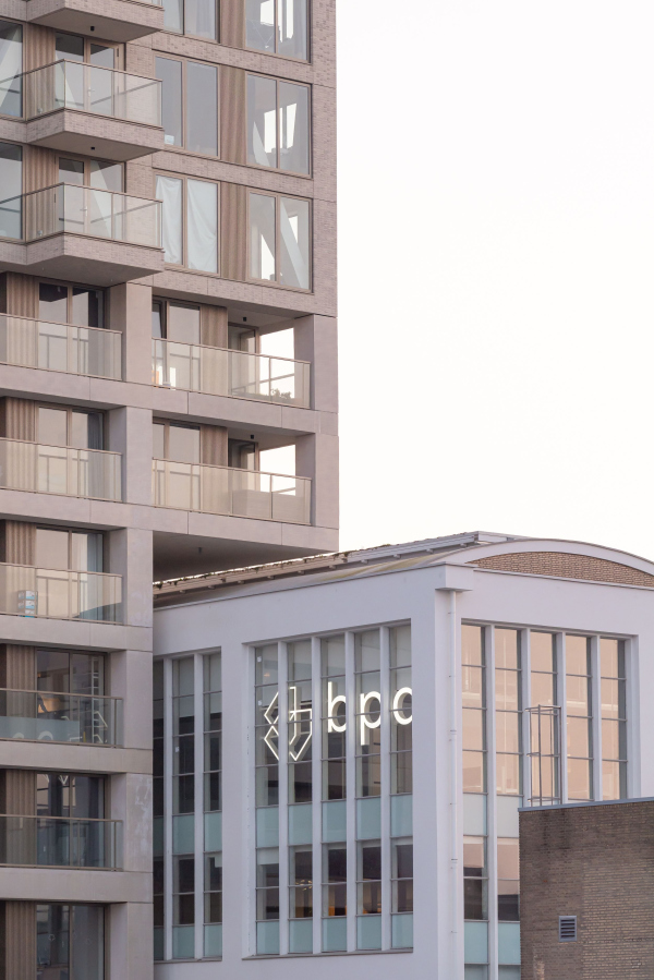   FRESH     Sebastian van Damme /  KAAN Architecten