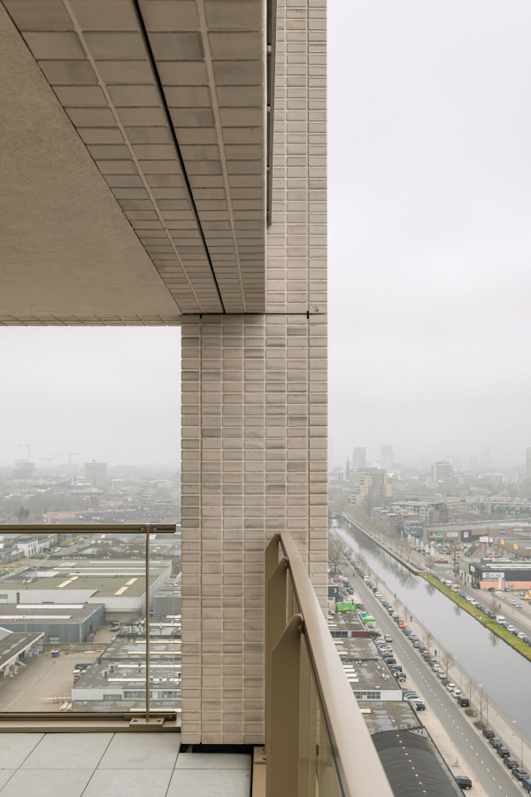   FRESH     Sebastian van Damme /  KAAN Architecten