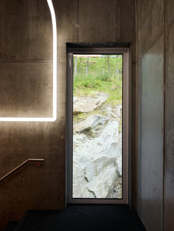 - Magne Arvesen & Sønner   Sebastian S. Bjerkvik /   Snøhetta
