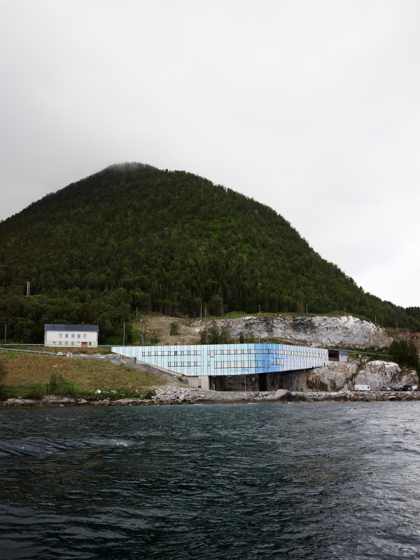 - Magne Arvesen & Sønner   Sebastian S. Bjerkvik /   Snøhetta