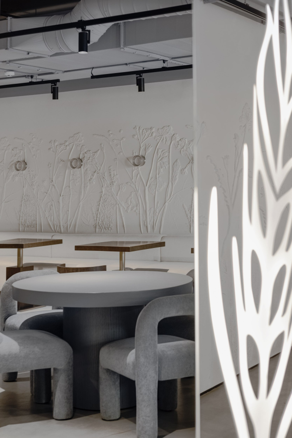 -       /  ZROBIM architects