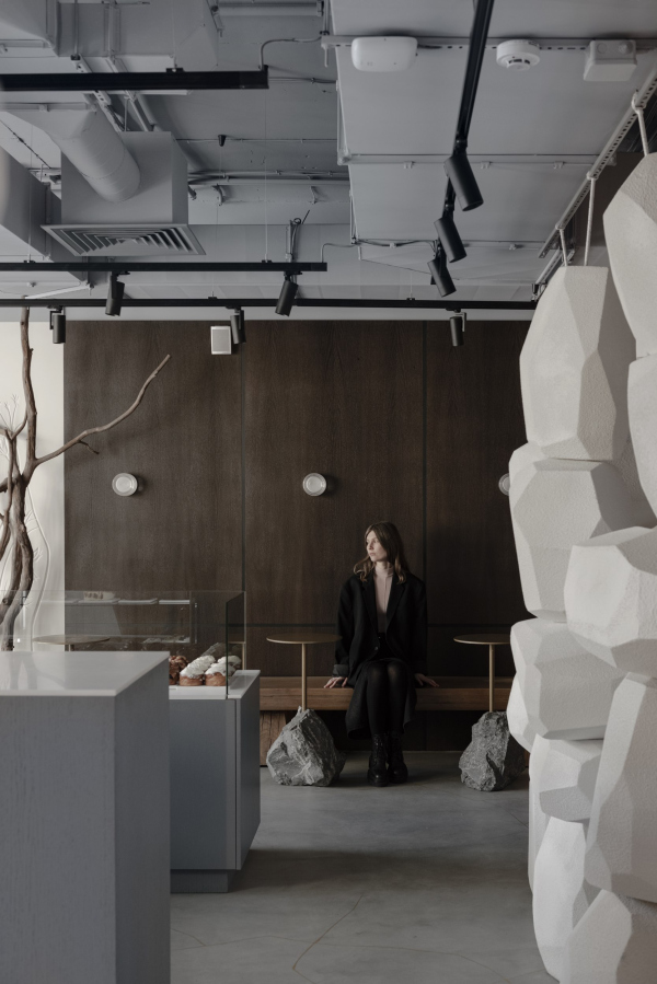 -       /  ZROBIM architects