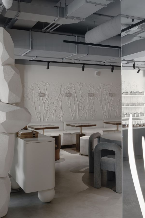 -       /  ZROBIM architects
