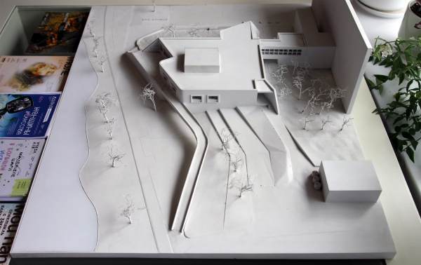 . -  ,   .     ,      , .