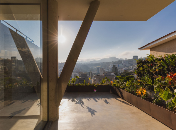   Casa Lua  -   Luisa Lage /  Tetro Arquitetura