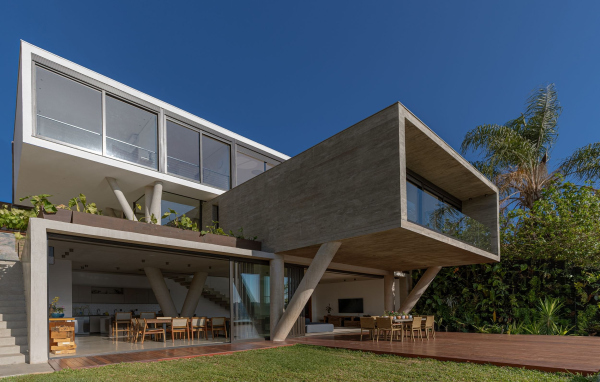   Casa Lua  -   Luisa Lage /  Tetro Arquitetura