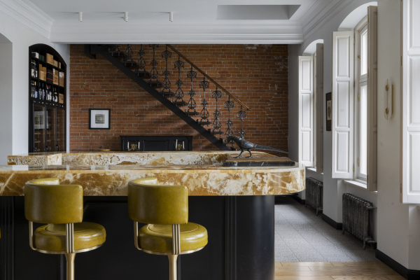    “Dan”     /   KRUG