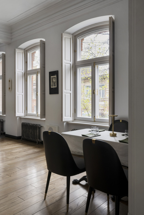    “Dan”     /   KRUG