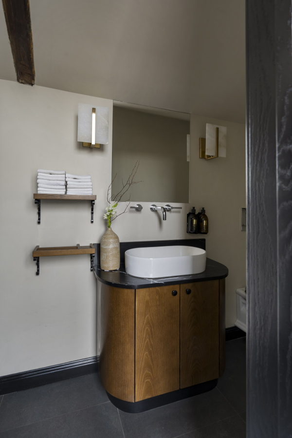    “Dan”     /   KRUG