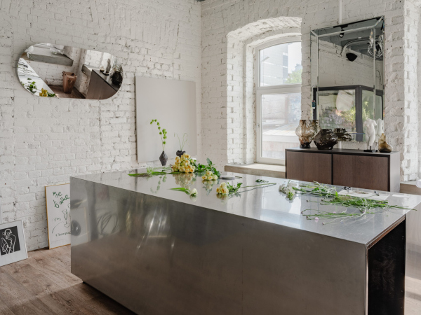 Flower shop UTROM ���������� � ������� ������ / ������������� SUSHKOVADESIGN