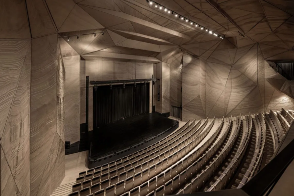 Klaipėda State Musical Theatre Leonas Garbačauskas, Ignas Maldūnas