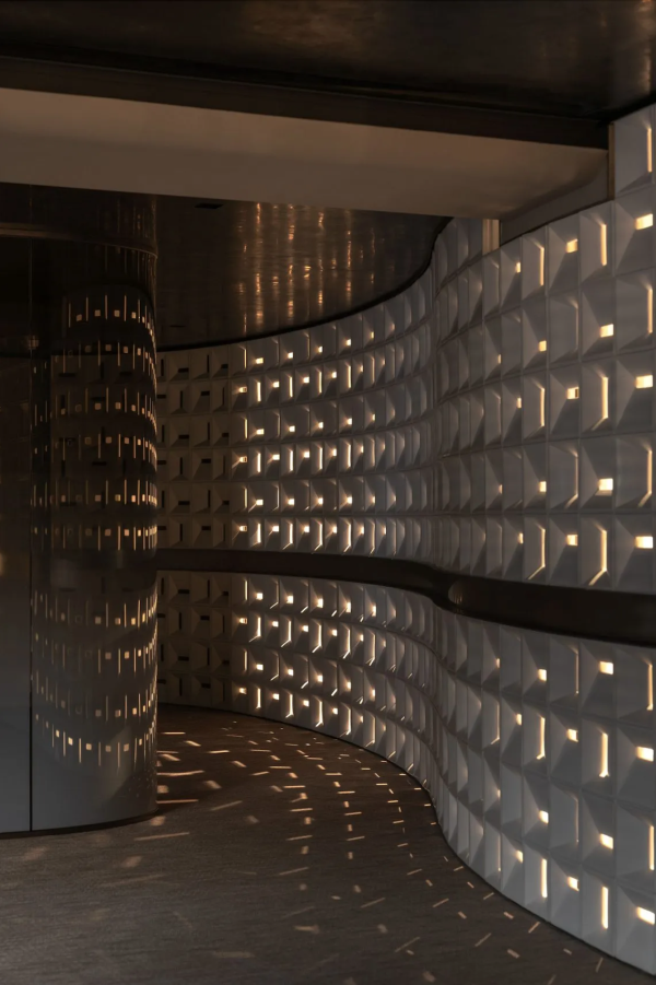 Intrinsic  Chain10 Architecture & Interior Design Institute