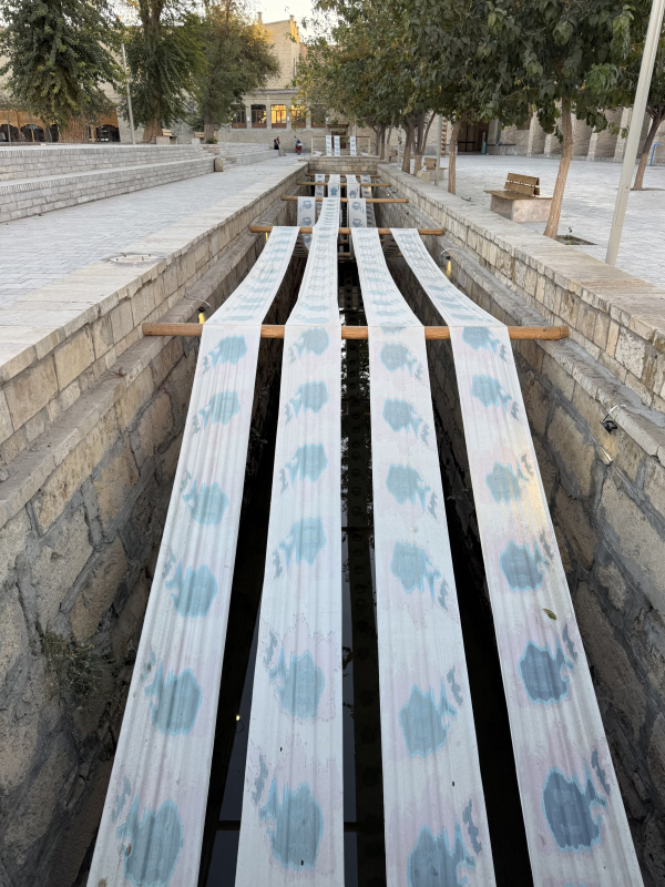 Hylosic/Desires.       . I          