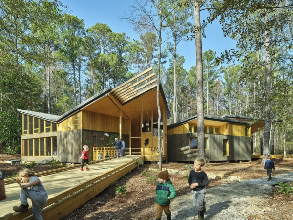 School: Kreher Preserve & Nature Center Environmental Education Building, , .
: Leers Weinzapfel Associates, Architects Inc. Photo by  Timothy Hursley, C.W. Newell, Leers Weinzapfel Associates, Architects Inc. /  WAF