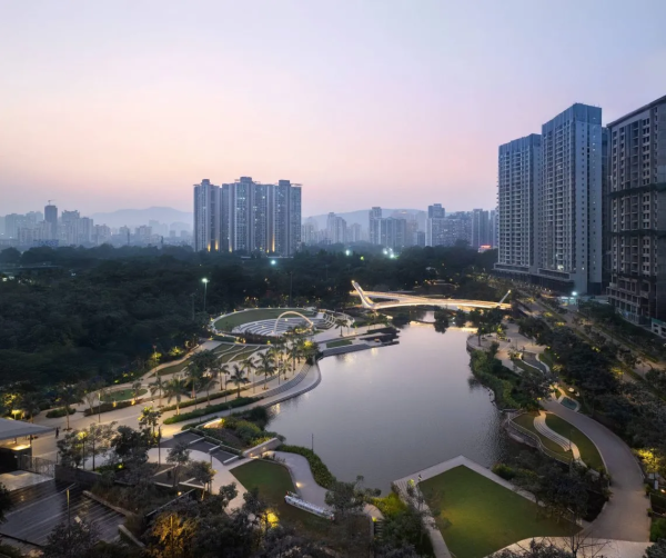 NaMo Grand Central Park, , . : Landscape Architects 49 Limited Photo by  Rungkit Charoenwat, NaMo Grand Central Park′s Official website, Kalpataru Limited /  WAF