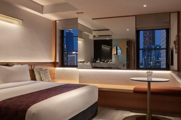 Bintang Collectionz Hotel ()  Heart Patrick