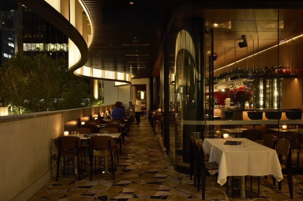 The International ()  Johnny Valiant