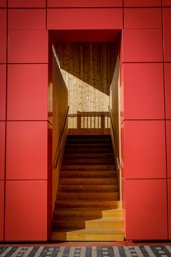       ()           /  Grd:studio