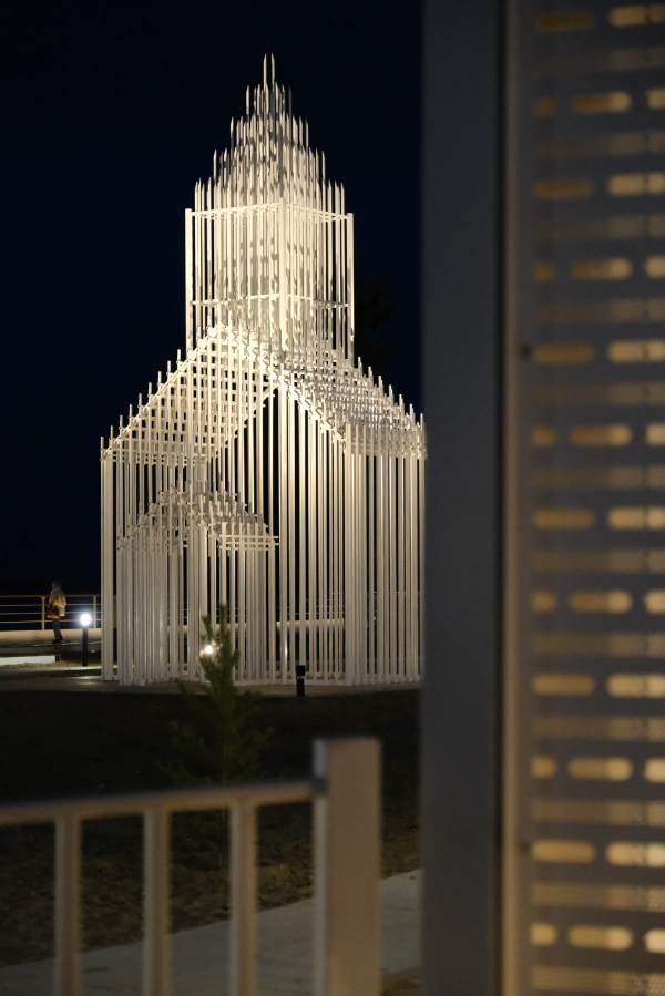       ()           /  Grd:studio