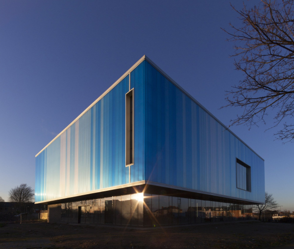 ���������� ����� ����� � ���������� ���������� � Craig Holmes