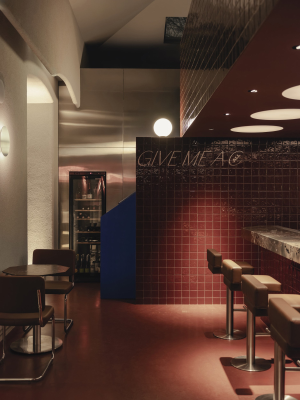 ��� Nightcall ���������� � ������� �������� / ������������� ���� .dpt