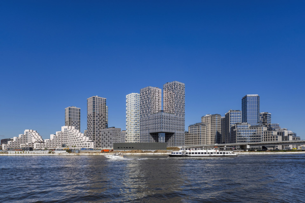 �� Shagal ���������� � ������ �������-����� / ������������� Cladding Solutions