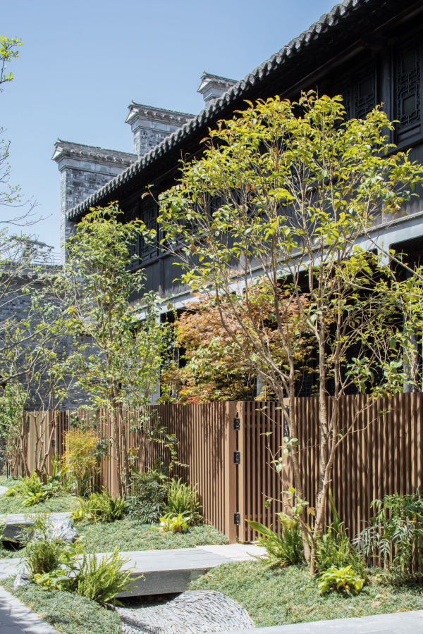 ����� Jiangnan House � ������ ������� ���������� ������ ������ ���������� � XIA ZHI Pictures / ������������� B.L.U.E. Architecture Studio