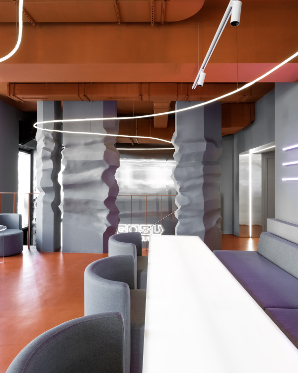 ��������������� ���� Gosu Cyber Lounge ���������� � ��������� ��������� / ������������� ������-���� �������