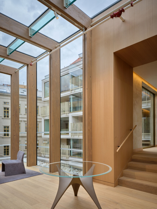 ����� Fairmont Golden Prague ���������� � BoysPlayNice