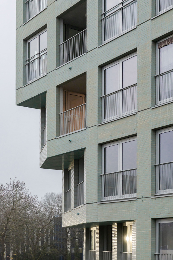 ��������������� ��� Octavia Hill ���� � Sebastian van Damme