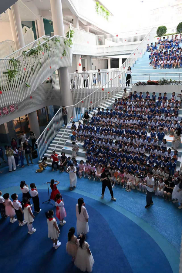 ��������� ����� ����� ���� � People�s Architecture Office