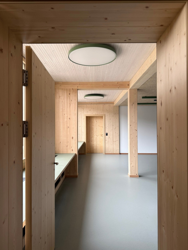 ������ ����� ������ �����-���� � ������������� ���������� � Daisuke Hirabayashi / CURA Architekten