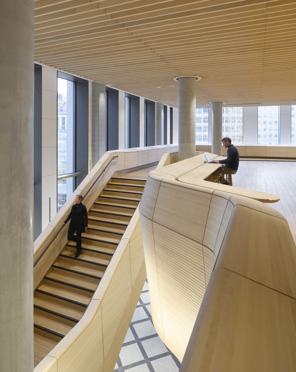 ����� ����������������� ������� � ����. 1-� ������� ���� � Hufton+Crow