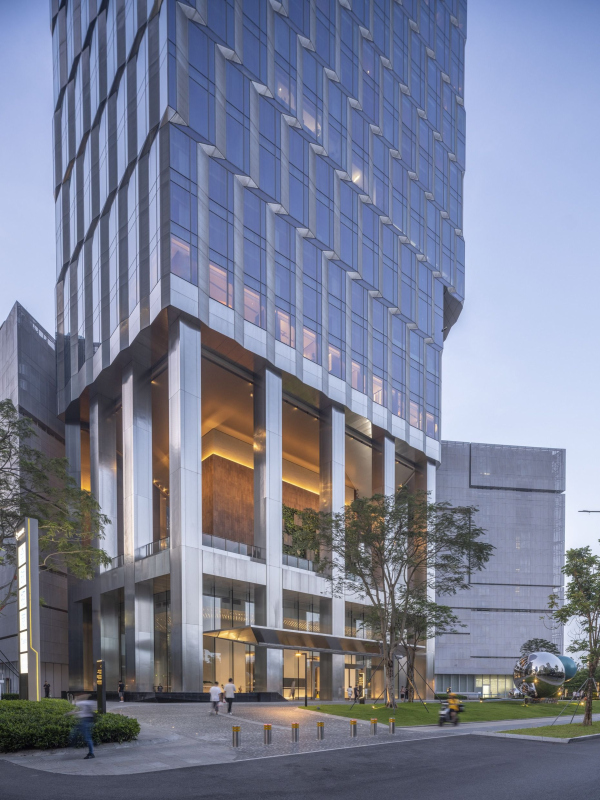 ��������� Kingdee Cloud Tower ���� � Tian Fangfang