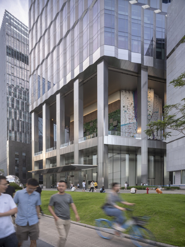 ��������� Kingdee Cloud Tower ���� � Tian Fangfang