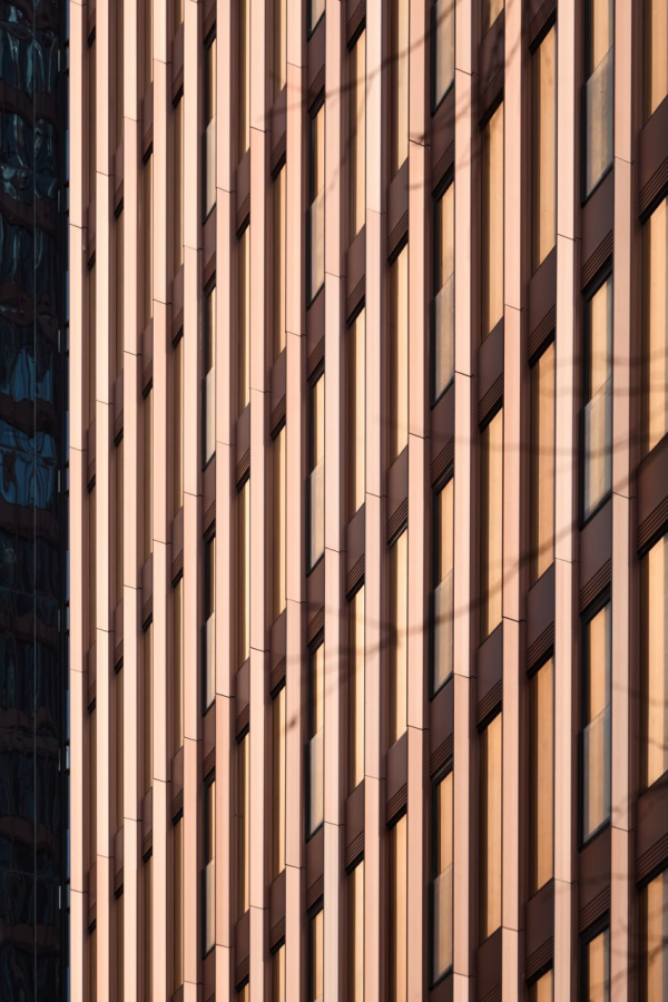 �� Symphony 34 ���������� ������������� ��������� �25 �������